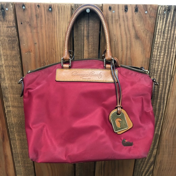 Dooney & Bourke red with leather purse - Picture 3 of 12